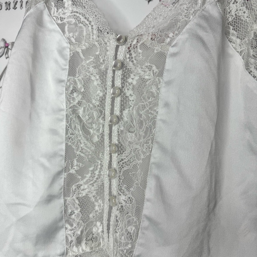 La vie en rose tank top camisole buttons shiny shimmer Lace Trim White Cami Top - Picture 9 of 12